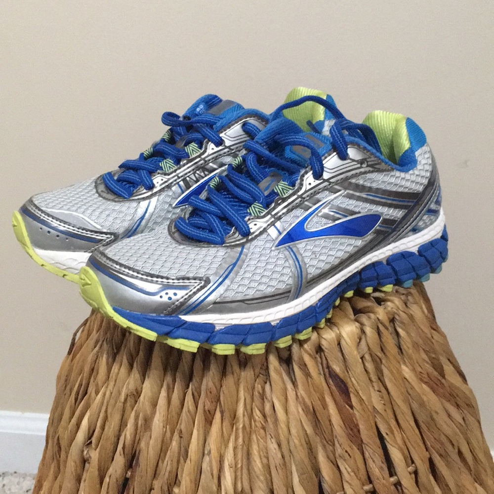 Brooks adrenaline GTS tennis shoe. Nordstrom’s.